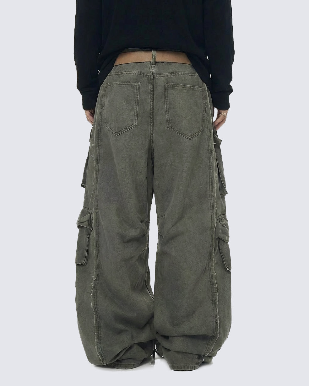 Multi-Pocket Utility Cargo Pants