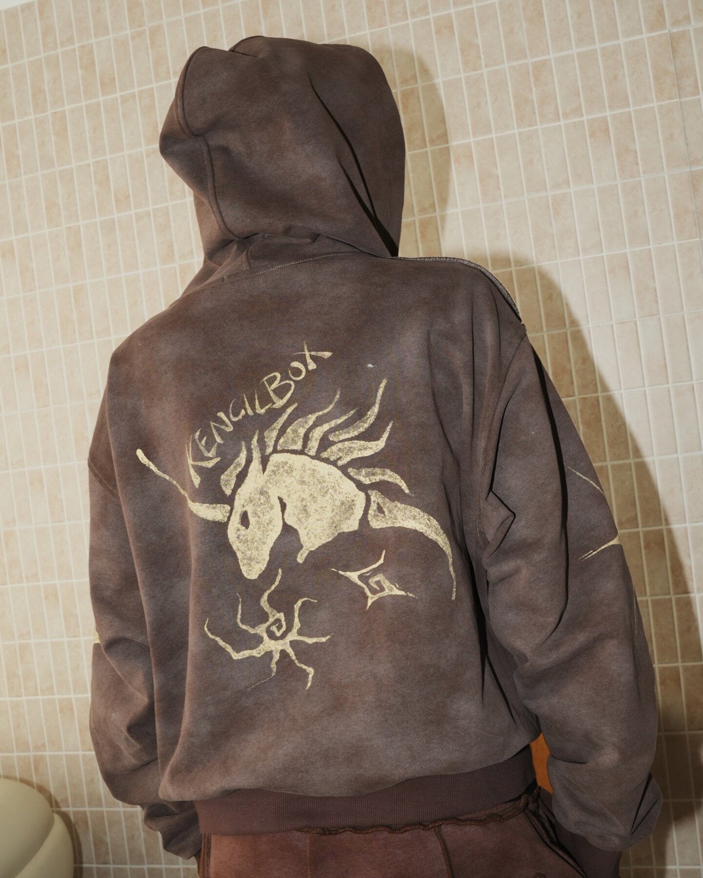 Unicorn – Street Hoodie – Coffee