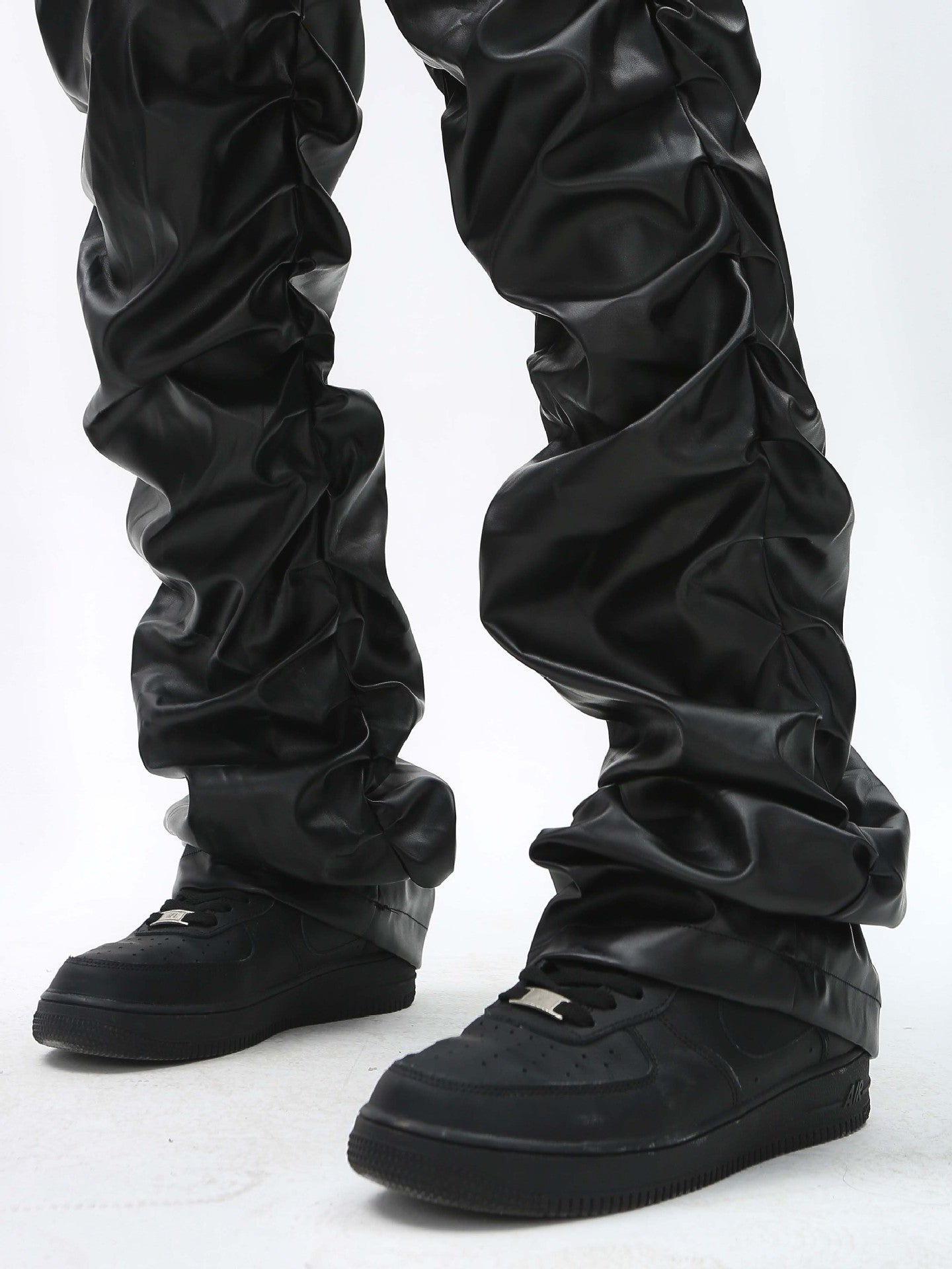 Pleated Pu Jeans