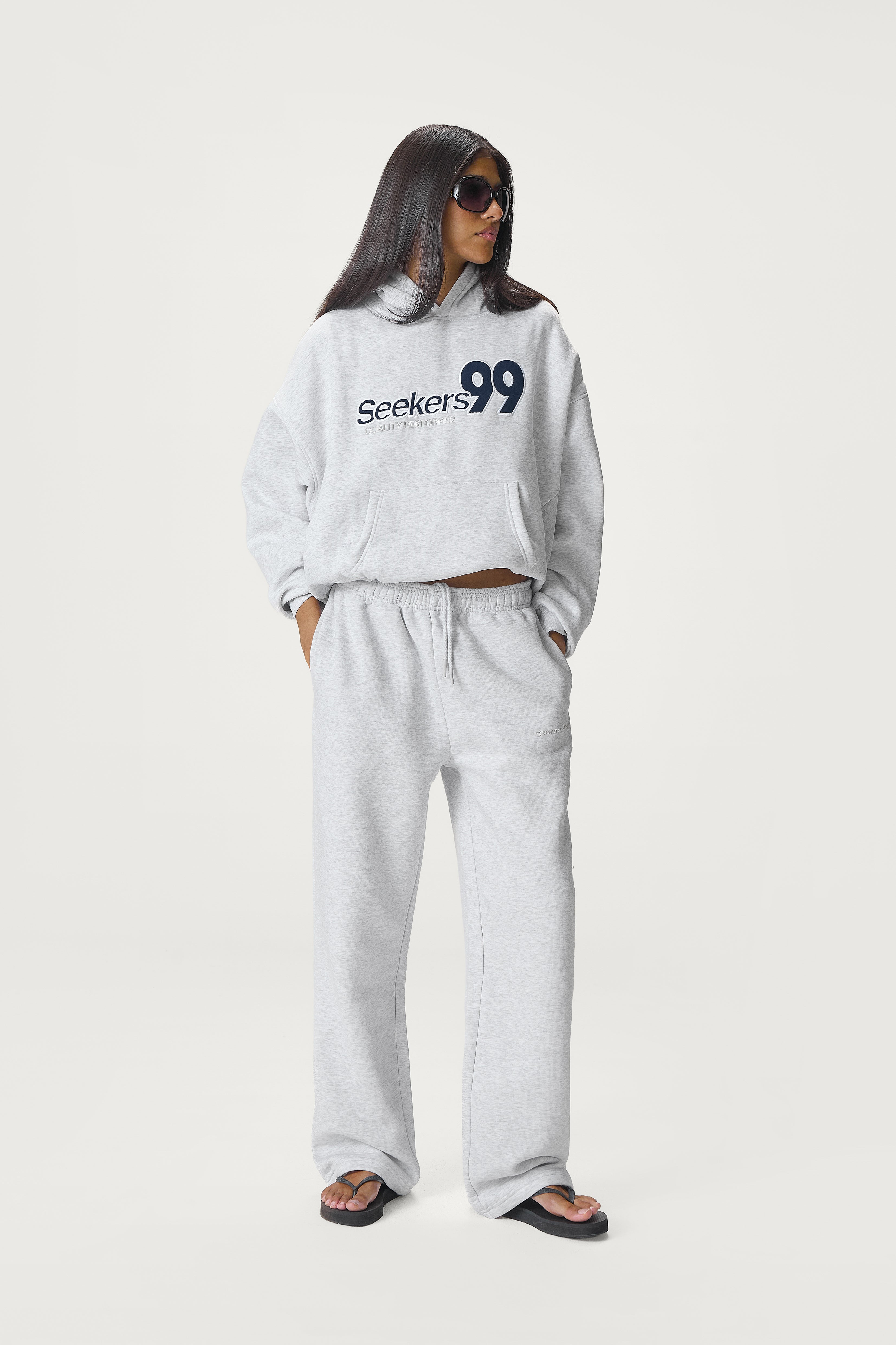 Seekers 99 Hoodie in Passive