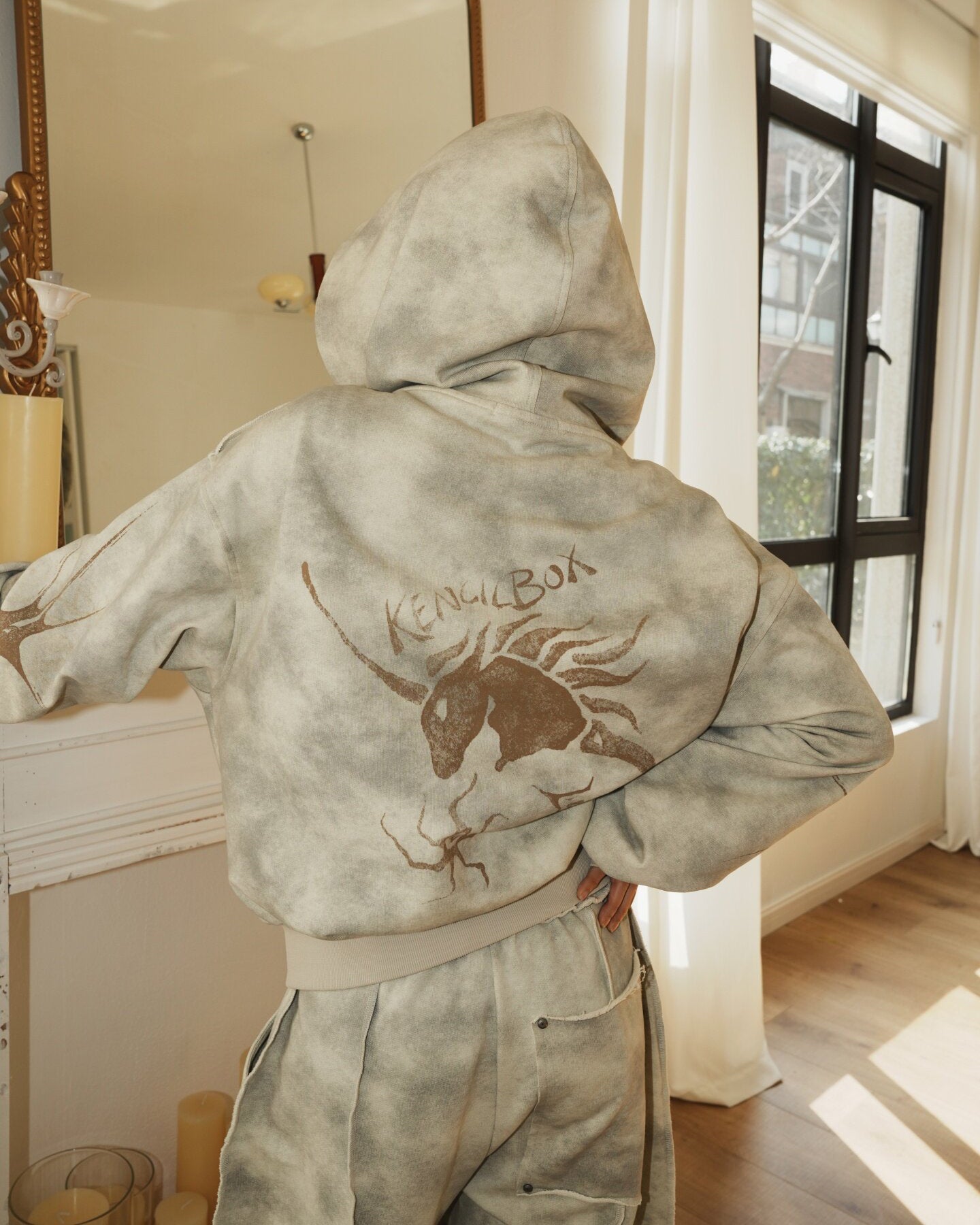 Unicorn – Street Hoodie – Apricot