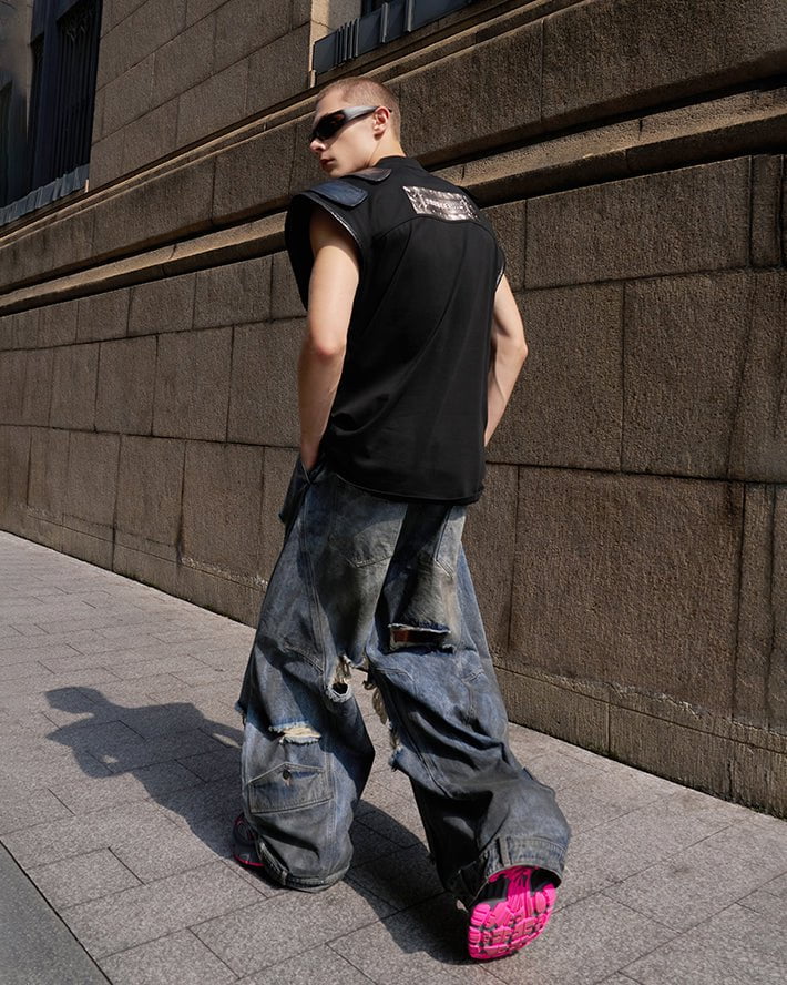 Reversed Waist Distressed Blade Jeans