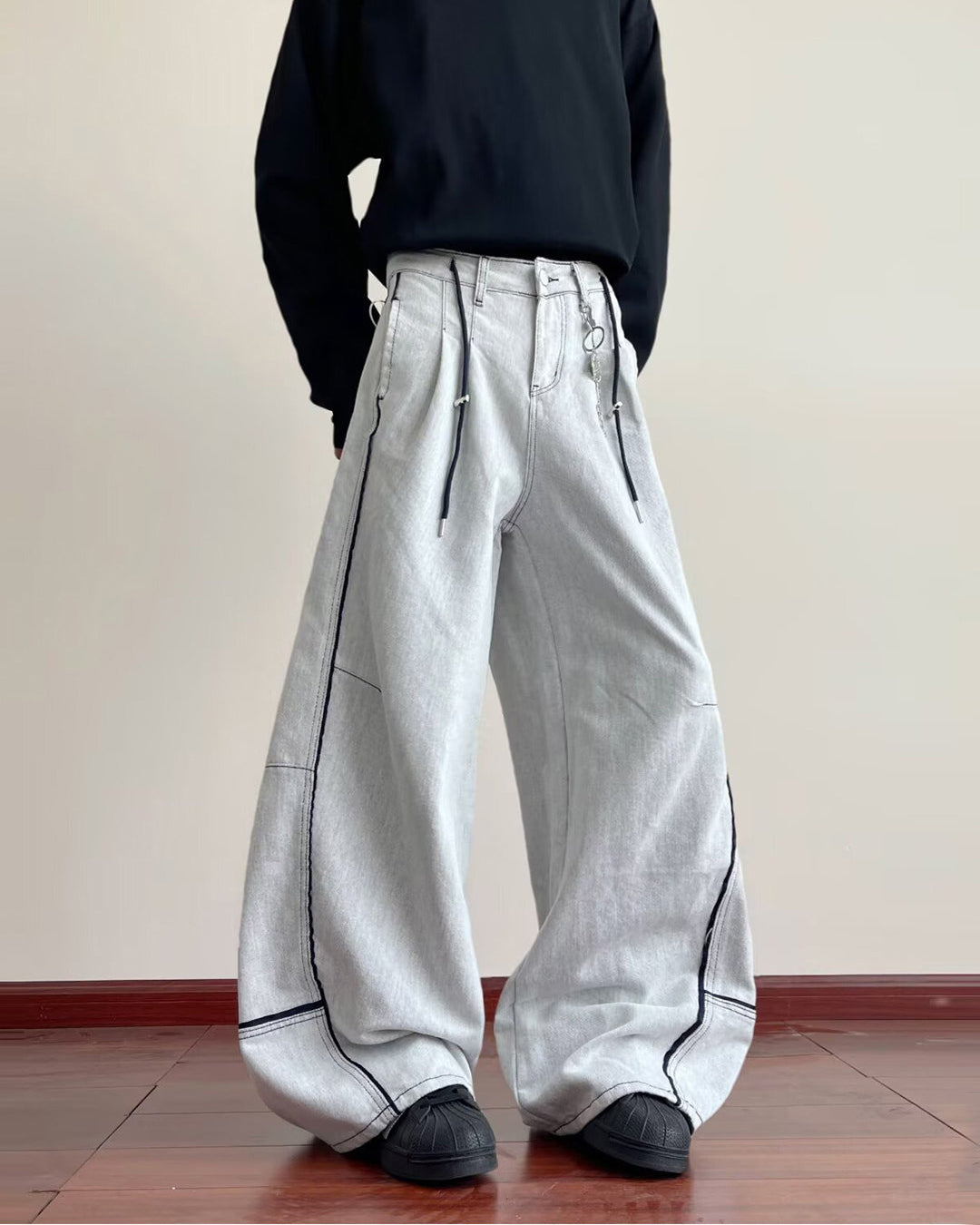 Retro Contrast Stitch Wide-Leg Jeans