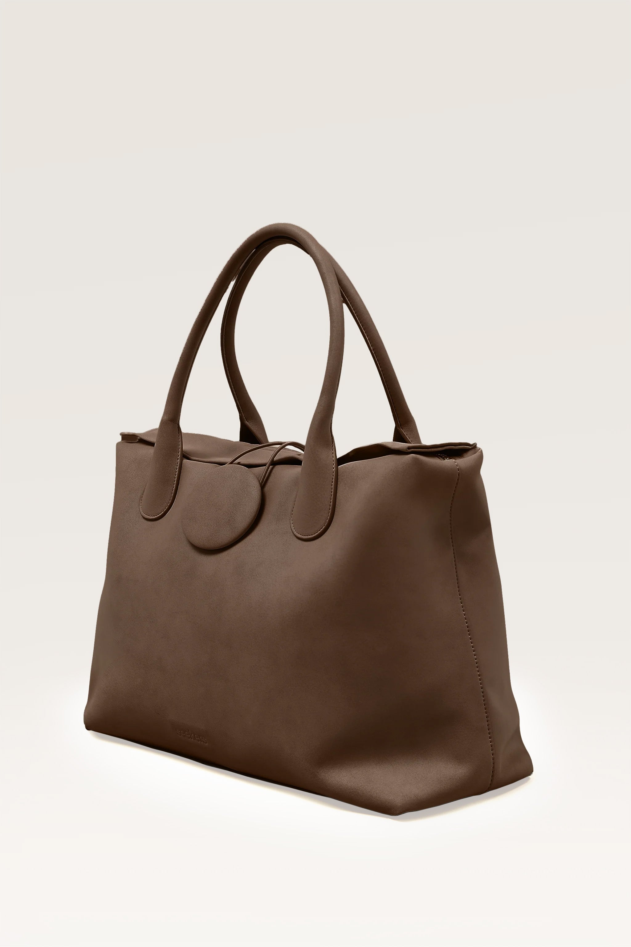 Tully Button Carryall Bag in Brown