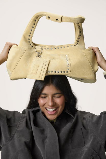 Martha Suede Cardholder in Yellow