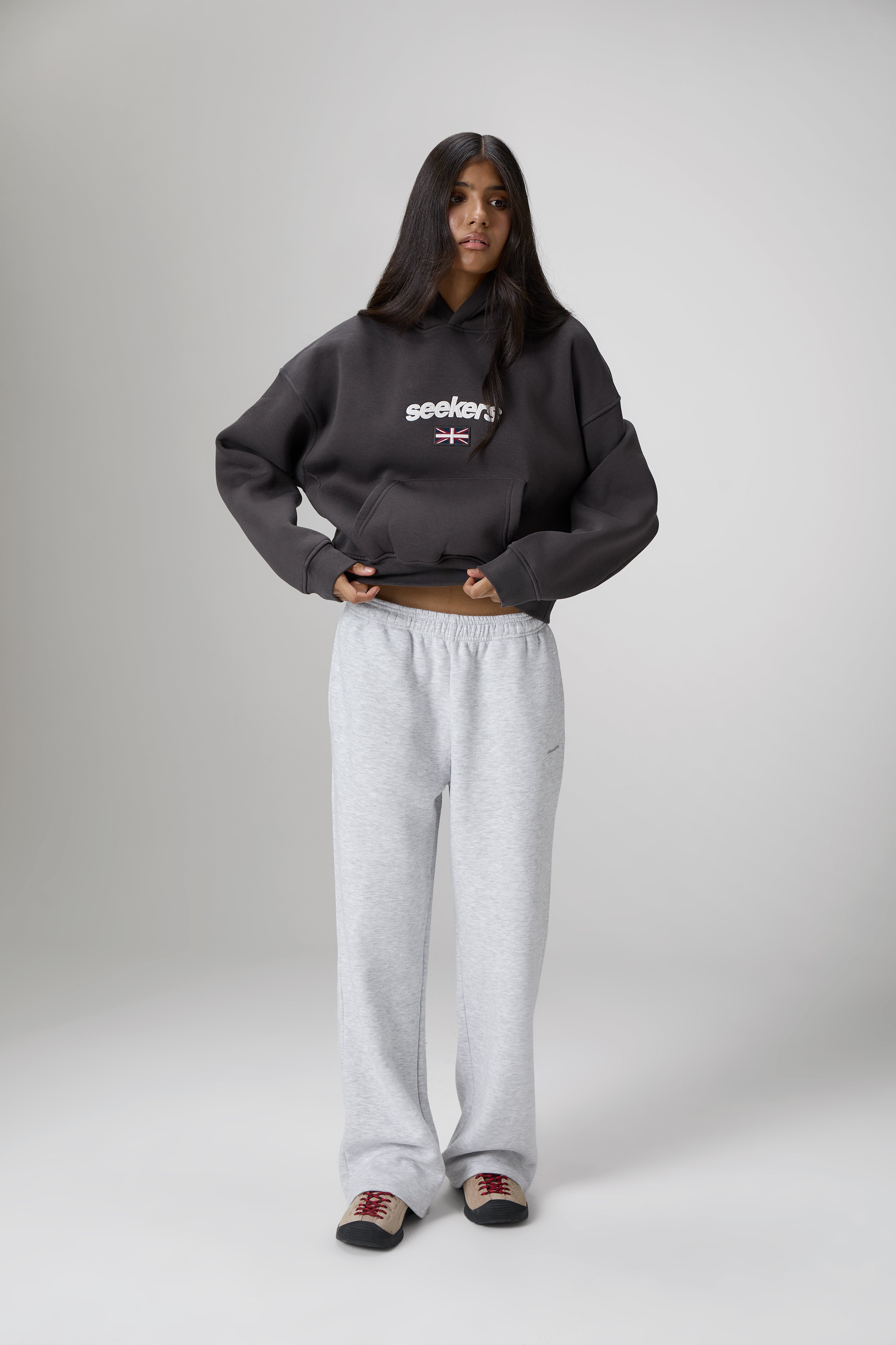 Seekers GB Shrunken Hoodie in Off-Black
