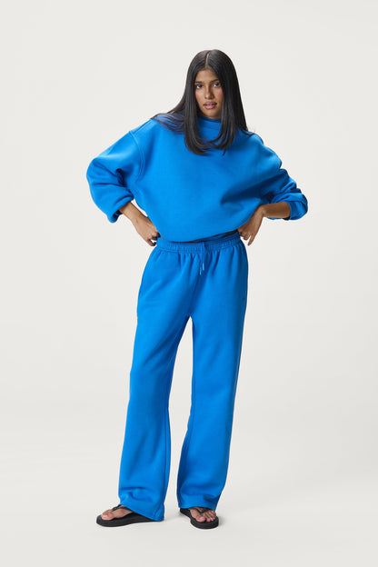 Seekers Classic Sweatshirt in Bluebird