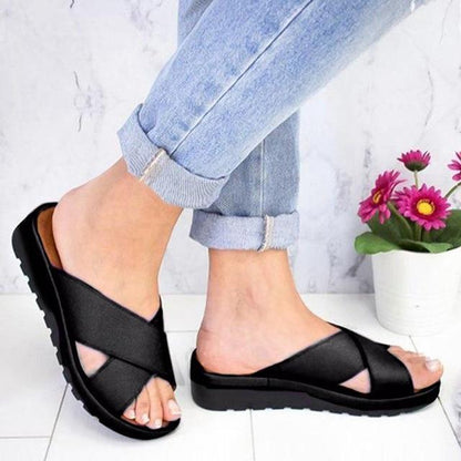 Mid-Heel Platform Sandals for Bunions — Wide Toe Box, Cushioned